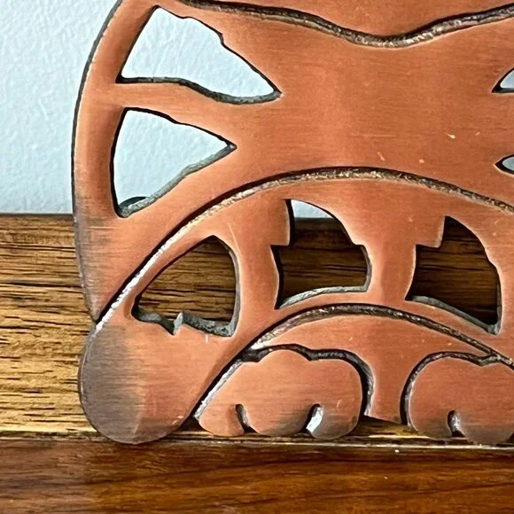 Vintage '90s ODI Cat Trivet Copper & Cast Iron Wall Hanging Hot Plate Farmhouse - Picture 9 of 11